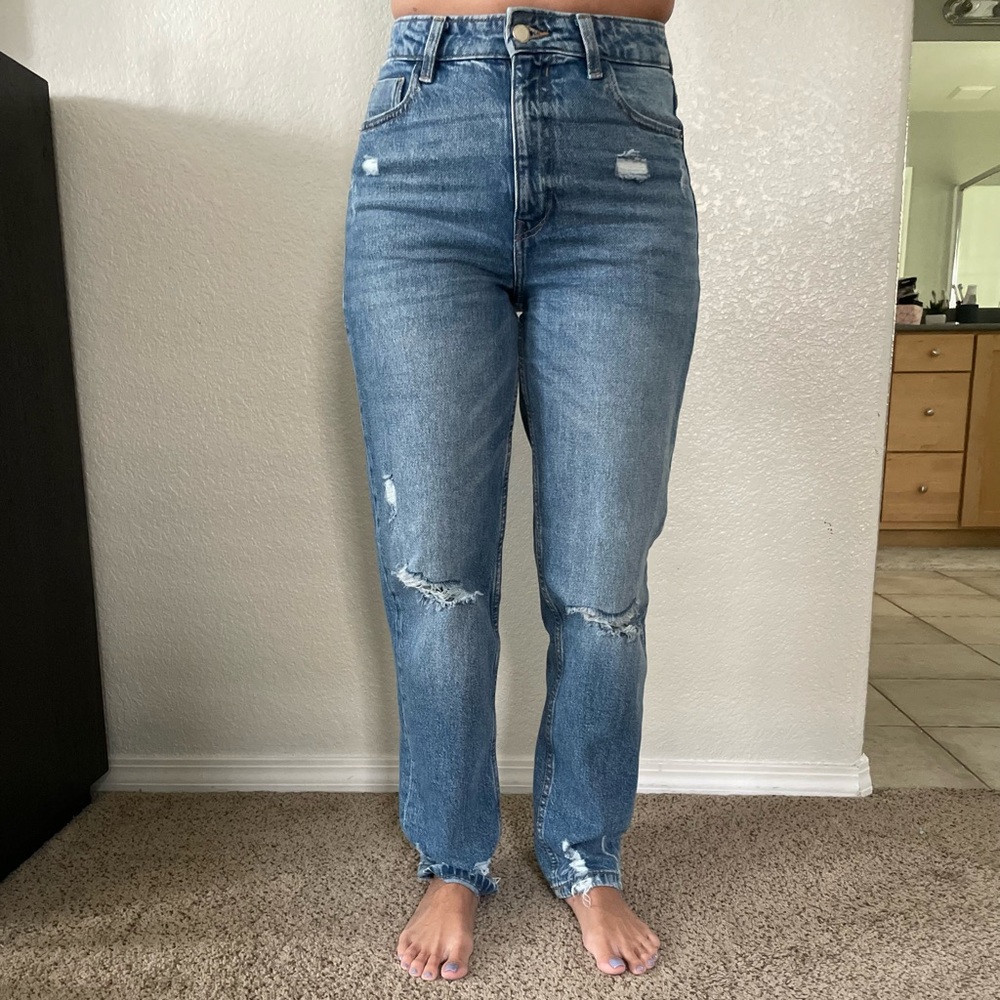 Zara Ripped Jean